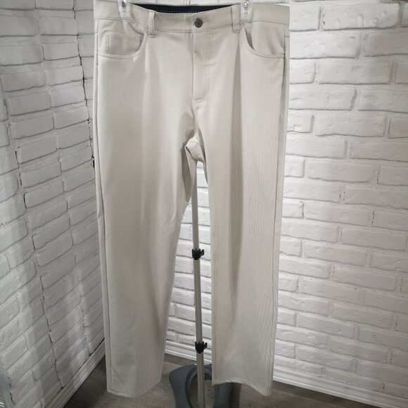 Daniel Hechter Men's Size 34/32 Light Grey Straight Legs Flat Front Pants - Picture 1 of 14
